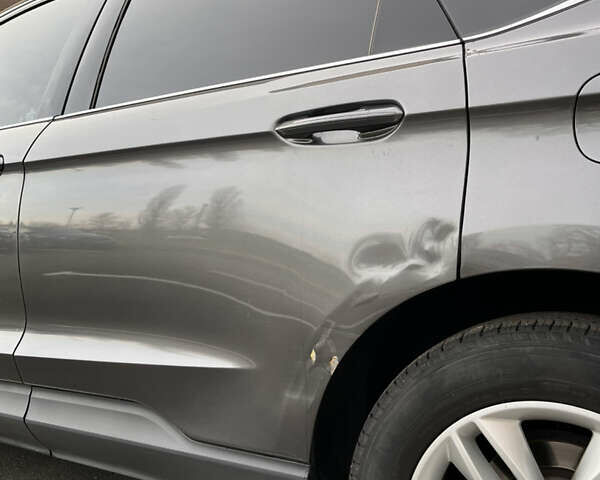 Серый Форд Эдж, объемом двигателя 2 л и пробегом 167 тыс. км за 15300 $, фото 13 на Automoto.ua