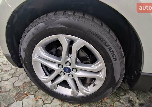 Серый Форд Эдж, объемом двигателя 2 л и пробегом 227 тыс. км за 12999 $, фото 20 на Automoto.ua