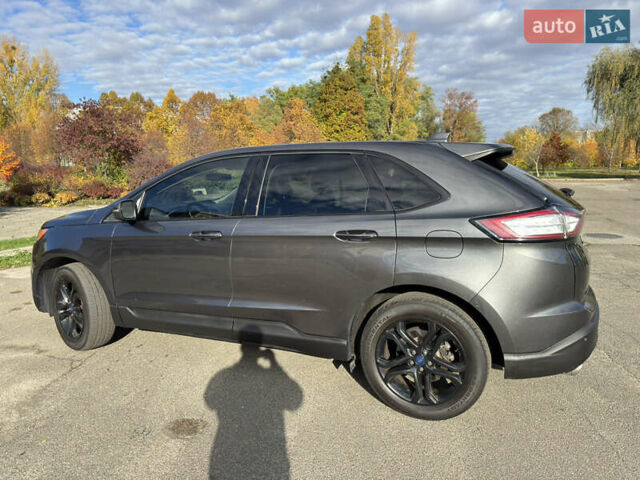 Сірий Форд Едж, об'ємом двигуна 2 л та пробігом 154 тис. км за 17500 $, фото 6 на Automoto.ua