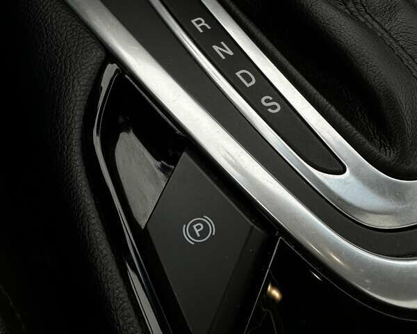 Сірий Форд Едж, об'ємом двигуна 2 л та пробігом 148 тис. км за 15500 $, фото 31 на Automoto.ua