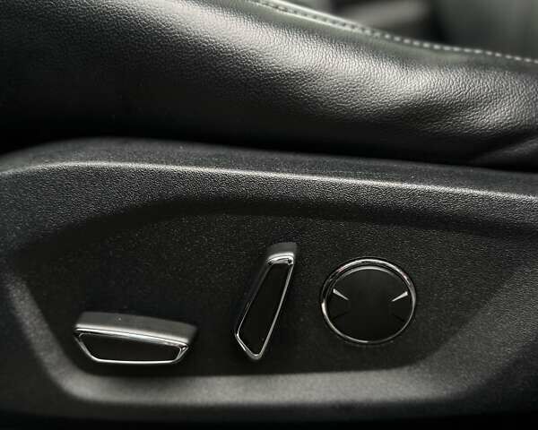 Сірий Форд Едж, об'ємом двигуна 2 л та пробігом 148 тис. км за 15500 $, фото 14 на Automoto.ua