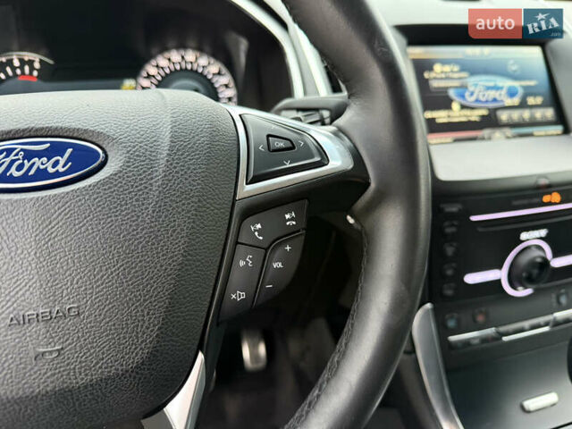 Серый Форд Эдж, объемом двигателя 2 л и пробегом 204 тыс. км за 19500 $, фото 23 на Automoto.ua