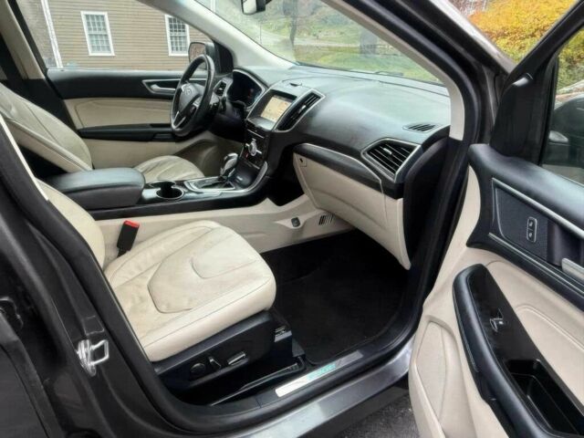 Серый Форд Эдж, объемом двигателя 3.5 л и пробегом 57 тыс. км за 15800 $, фото 5 на Automoto.ua