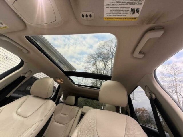 Серый Форд Эдж, объемом двигателя 3.5 л и пробегом 57 тыс. км за 15800 $, фото 6 на Automoto.ua