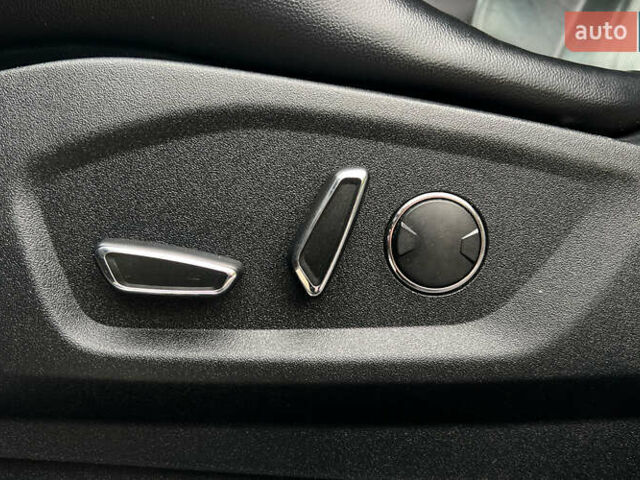 Сірий Форд Едж, об'ємом двигуна 2 л та пробігом 212 тис. км за 18500 $, фото 17 на Automoto.ua