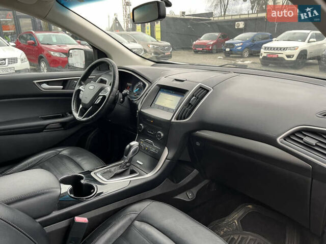 Сірий Форд Едж, об'ємом двигуна 2 л та пробігом 158 тис. км за 15300 $, фото 15 на Automoto.ua