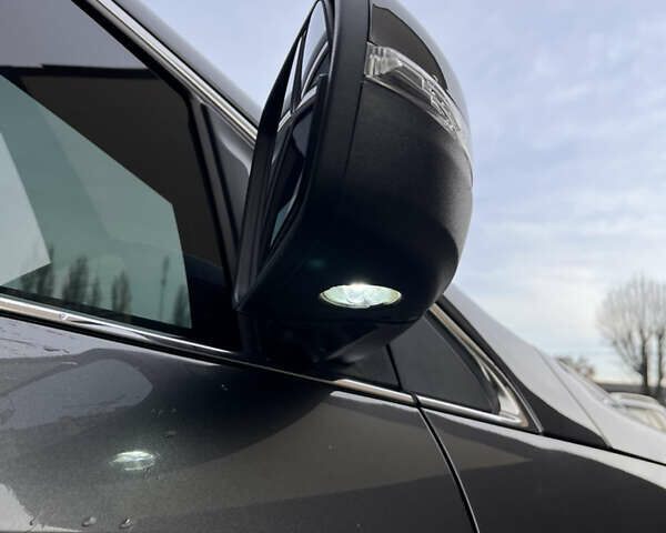 Серый Форд Эдж, объемом двигателя 2 л и пробегом 167 тыс. км за 15300 $, фото 24 на Automoto.ua