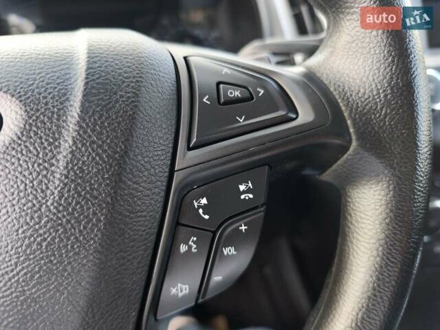 Сірий Форд Едж, об'ємом двигуна 2 л та пробігом 115 тис. км за 14500 $, фото 14 на Automoto.ua