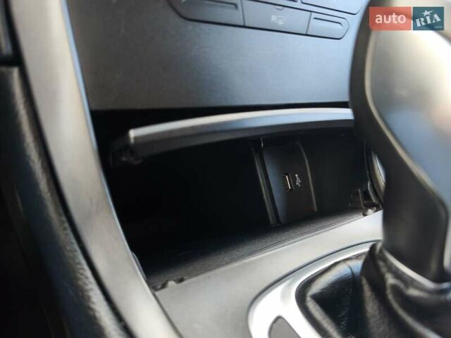 Сірий Форд Едж, об'ємом двигуна 2 л та пробігом 115 тис. км за 14500 $, фото 27 на Automoto.ua