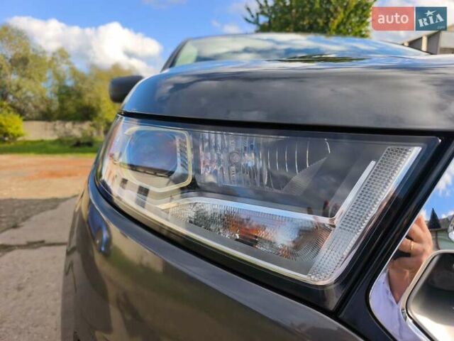 Сірий Форд Едж, об'ємом двигуна 2 л та пробігом 115 тис. км за 14500 $, фото 51 на Automoto.ua