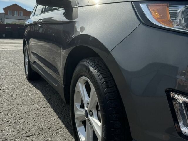 Серый Форд Эдж, объемом двигателя 2 л и пробегом 89 тыс. км за 15300 $, фото 3 на Automoto.ua