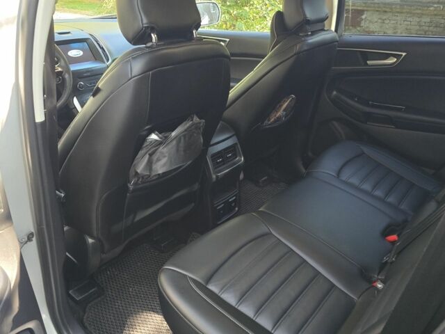 Серый Форд Эдж, объемом двигателя 3.5 л и пробегом 135 тыс. км за 12900 $, фото 13 на Automoto.ua