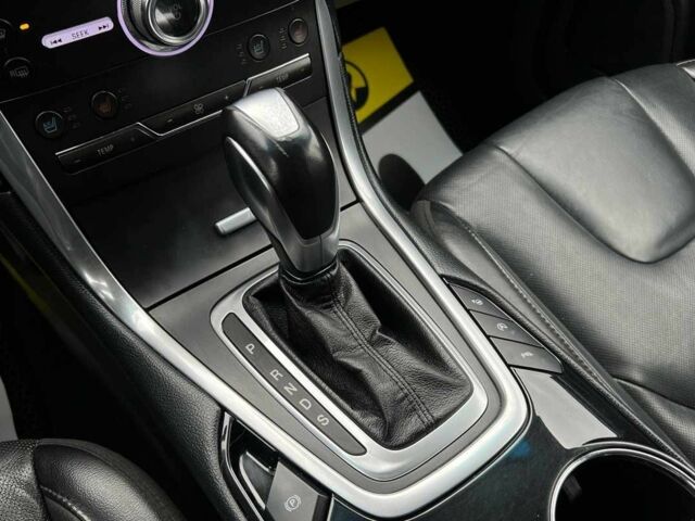 Серый Форд Эдж, объемом двигателя 2 л и пробегом 212 тыс. км за 16999 $, фото 14 на Automoto.ua