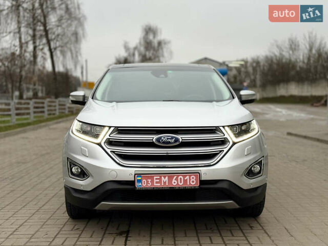 Серый Форд Эдж, объемом двигателя 2 л и пробегом 204 тыс. км за 19500 $, фото 4 на Automoto.ua