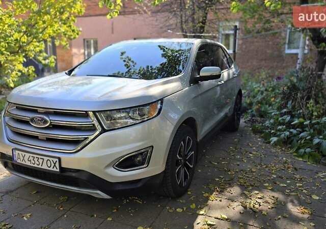 Серый Форд Эдж, объемом двигателя 3.5 л и пробегом 132 тыс. км за 12900 $, фото 5 на Automoto.ua