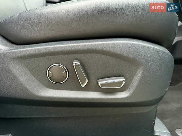 Серый Форд Эдж, объемом двигателя 2 л и пробегом 204 тыс. км за 19500 $, фото 55 на Automoto.ua