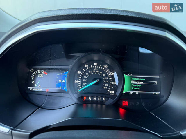Серый Форд Эдж, объемом двигателя 2 л и пробегом 101 тыс. км за 16700 $, фото 24 на Automoto.ua