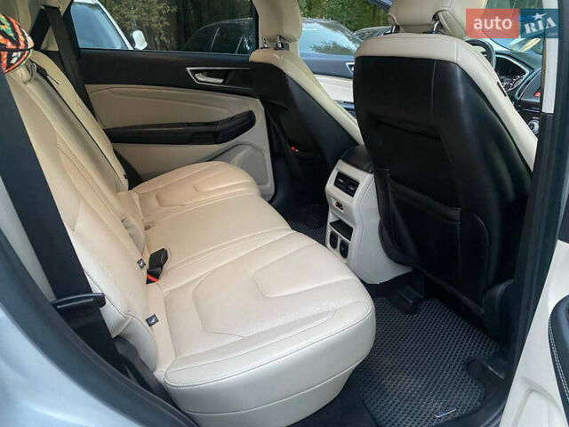 Форд Эдж 2017 в Киеве на Automoto.ua Серый Форд Эдж, объемом двигателя 2 л и пробегом 161 тыс. км за 18000 $, фото 10 на Automoto.ua