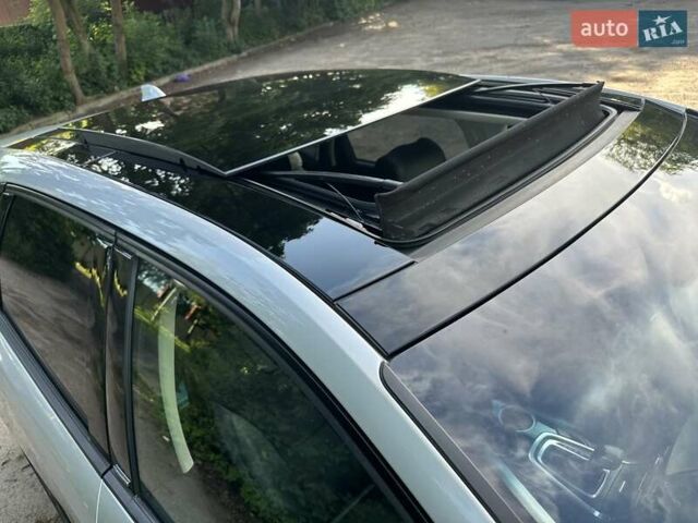 Сірий Форд Едж, об'ємом двигуна 2 л та пробігом 142 тис. км за 19000 $, фото 12 на Automoto.ua