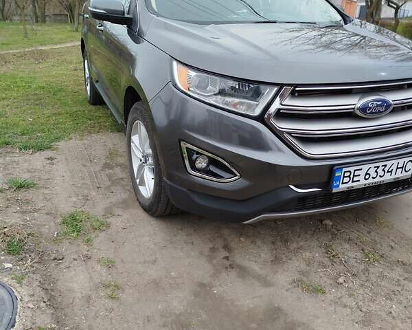 Серый Форд Эдж, объемом двигателя 2 л и пробегом 154 тыс. км за 16700 $, фото 6 на Automoto.ua