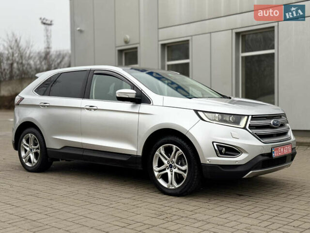 Серый Форд Эдж, объемом двигателя 2 л и пробегом 204 тыс. км за 19500 $, фото 1 на Automoto.ua