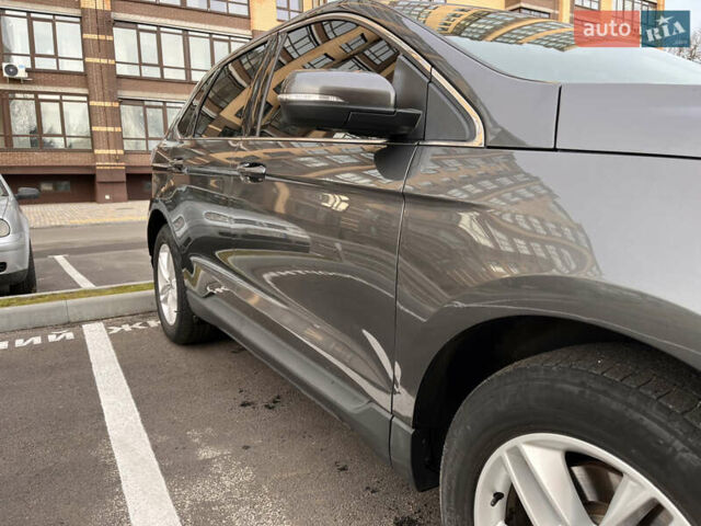 Серый Форд Эдж, объемом двигателя 2 л и пробегом 167 тыс. км за 15300 $, фото 6 на Automoto.ua