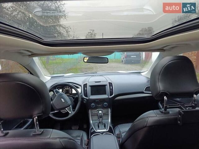 Сірий Форд Едж, об'ємом двигуна 2 л та пробігом 150 тис. км за 21000 $, фото 4 на Automoto.ua