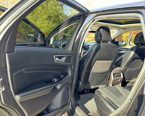 Сірий Форд Едж, об'ємом двигуна 2 л та пробігом 154 тис. км за 17500 $, фото 12 на Automoto.ua