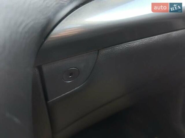 Сірий Форд Едж, об'ємом двигуна 2 л та пробігом 115 тис. км за 14500 $, фото 32 на Automoto.ua