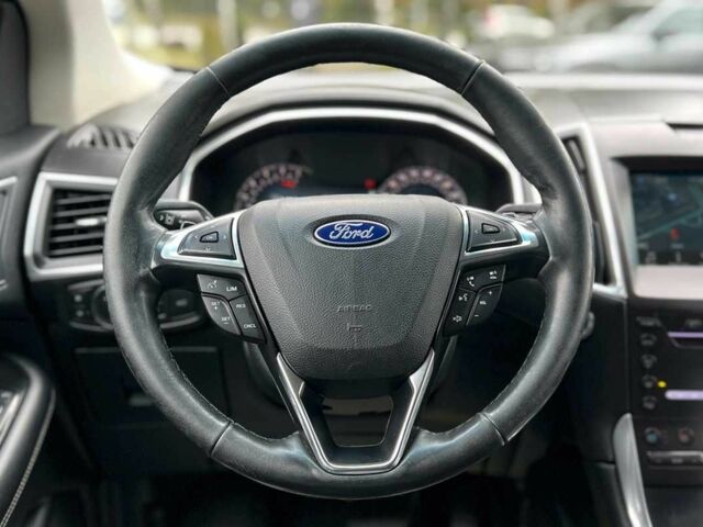 Серый Форд Эдж, объемом двигателя 2 л и пробегом 212 тыс. км за 16999 $, фото 9 на Automoto.ua