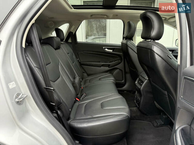 Серый Форд Эдж, объемом двигателя 2 л и пробегом 204 тыс. км за 19500 $, фото 49 на Automoto.ua