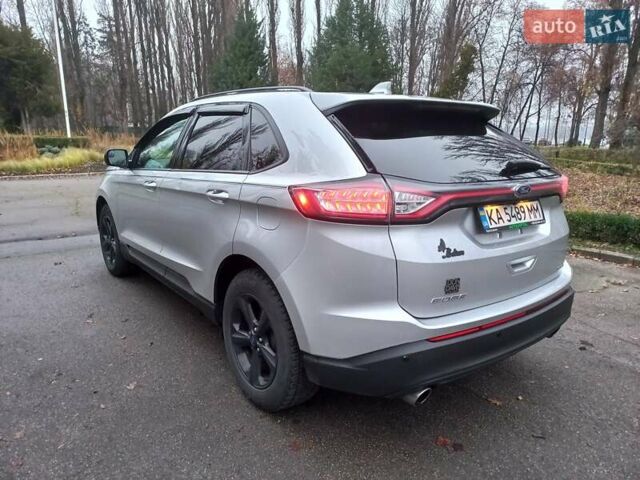 Серый Форд Эдж, объемом двигателя 2 л и пробегом 120 тыс. км за 14900 $, фото 1 на Automoto.ua