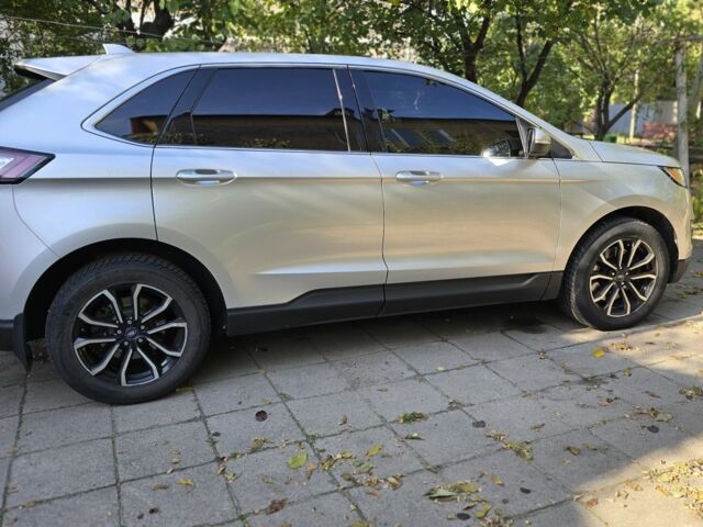 Серый Форд Эдж, объемом двигателя 3.5 л и пробегом 135 тыс. км за 12900 $, фото 5 на Automoto.ua