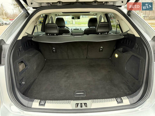 Серый Форд Эдж, объемом двигателя 2 л и пробегом 204 тыс. км за 19500 $, фото 46 на Automoto.ua