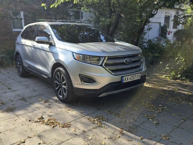 Серый Форд Эдж, объемом двигателя 3.5 л и пробегом 135 тыс. км за 12900 $, фото 1 на Automoto.ua