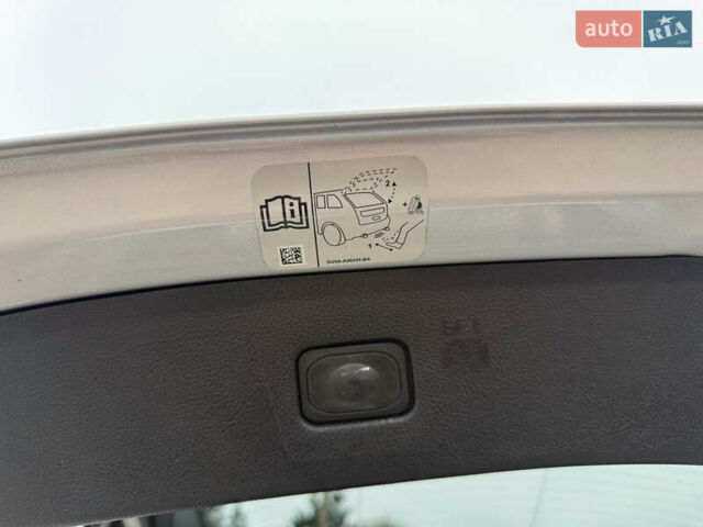 Серый Форд Эдж, объемом двигателя 2 л и пробегом 204 тыс. км за 19500 $, фото 47 на Automoto.ua