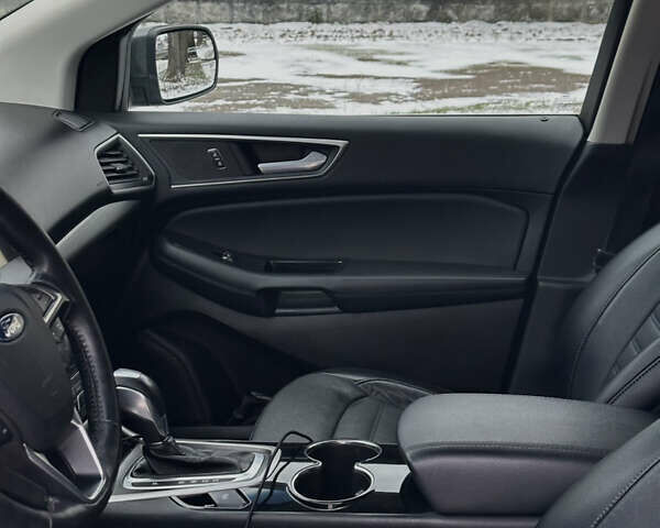 Серый Форд Эдж, объемом двигателя 3.5 л и пробегом 130 тыс. км за 15500 $, фото 8 на Automoto.ua