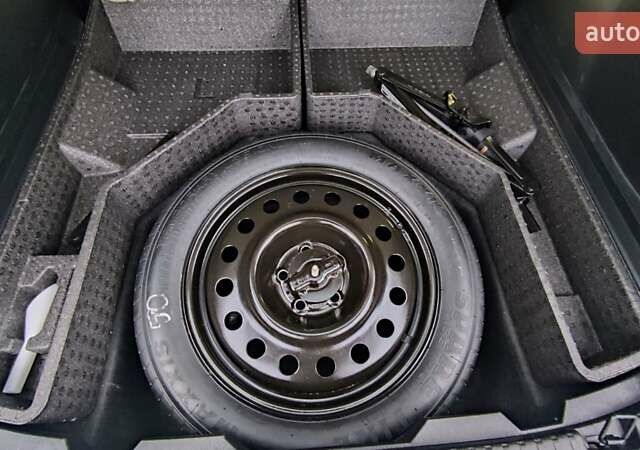 Серый Форд Эдж, объемом двигателя 2 л и пробегом 227 тыс. км за 12999 $, фото 70 на Automoto.ua