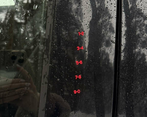 Сірий Форд Едж, об'ємом двигуна 2 л та пробігом 183 тис. км за 19500 $, фото 20 на Automoto.ua