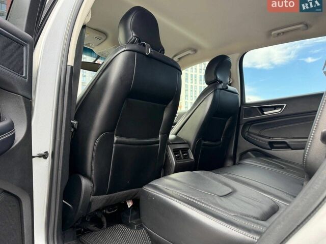 Сірий Форд Едж, об'ємом двигуна 2 л та пробігом 182 тис. км за 17700 $, фото 31 на Automoto.ua
