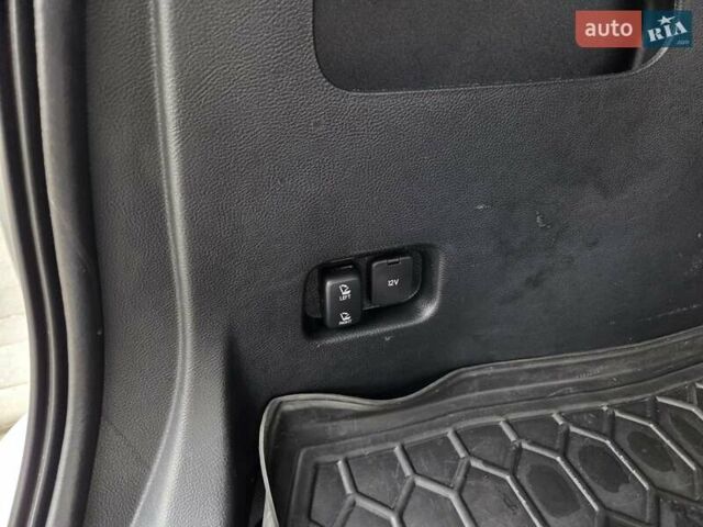 Серый Форд Эдж, объемом двигателя 3.5 л и пробегом 132 тыс. км за 16300 $, фото 11 на Automoto.ua