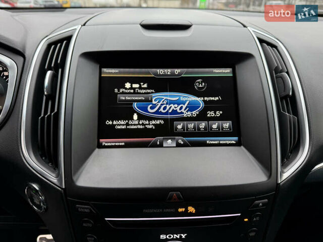 Серый Форд Эдж, объемом двигателя 2 л и пробегом 204 тыс. км за 19500 $, фото 28 на Automoto.ua