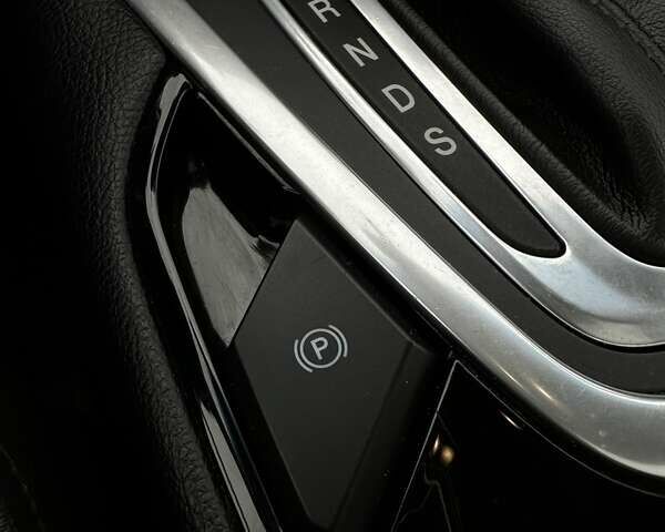 Сірий Форд Едж, об'ємом двигуна 2 л та пробігом 148 тис. км за 15500 $, фото 32 на Automoto.ua