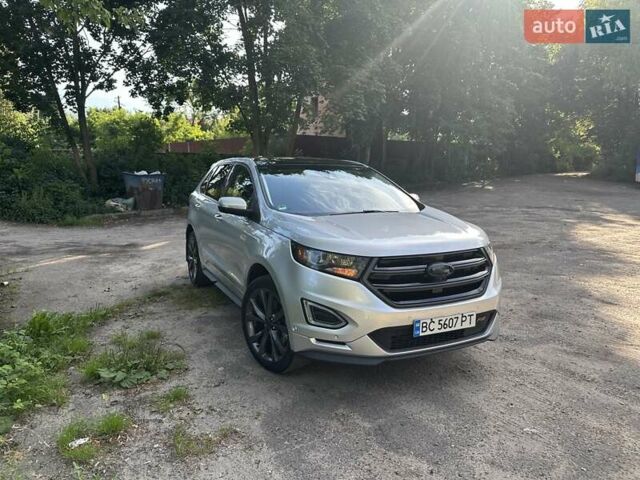 Сірий Форд Едж, об'ємом двигуна 2 л та пробігом 142 тис. км за 19000 $, фото 5 на Automoto.ua