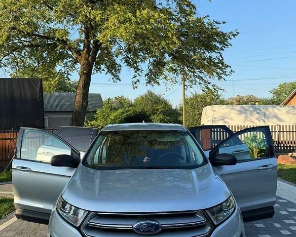 Серый Форд Эдж, объемом двигателя 2 л и пробегом 53 тыс. км за 15900 $, фото 12 на Automoto.ua