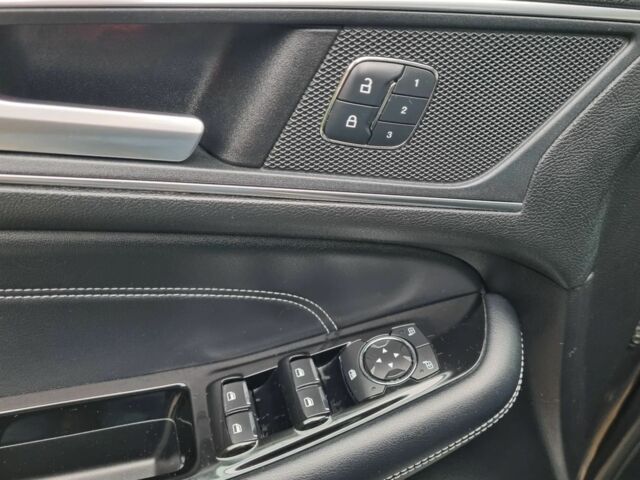 Сірий Форд Едж, об'ємом двигуна 2 л та пробігом 97 тис. км за 15000 $, фото 12 на Automoto.ua