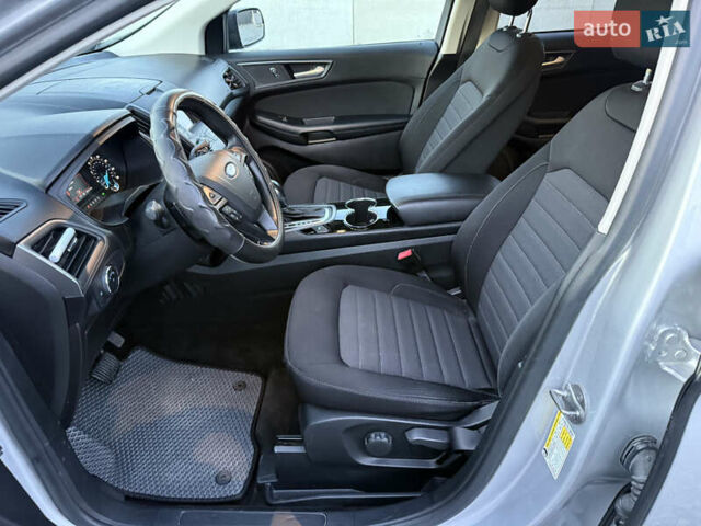 Сірий Форд Едж, об'ємом двигуна 2 л та пробігом 55 тис. км за 15000 $, фото 39 на Automoto.ua