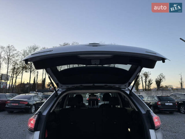 Сірий Форд Едж, об'ємом двигуна 2 л та пробігом 55 тис. км за 15000 $, фото 18 на Automoto.ua