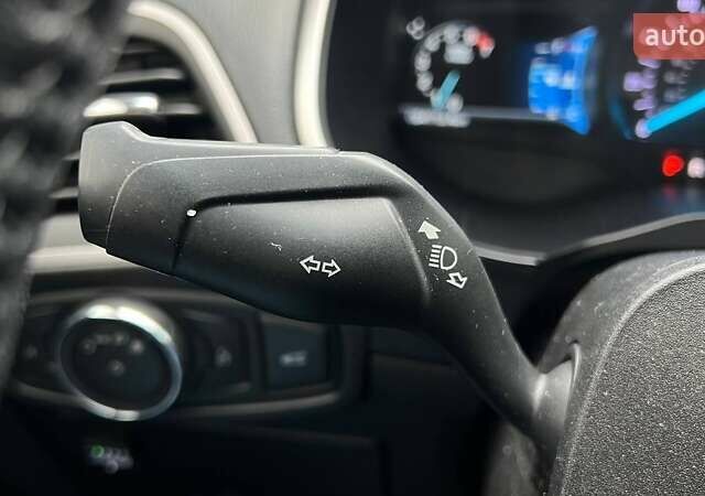 Сірий Форд Едж, об'ємом двигуна 2 л та пробігом 94 тис. км за 18990 $, фото 15 на Automoto.ua