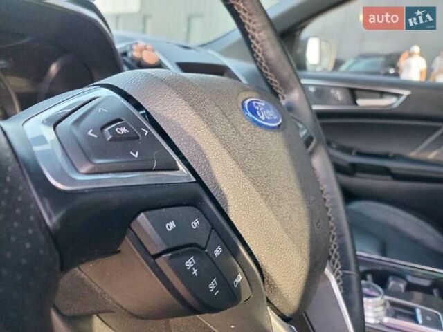 Форд Эдж 2018 в Львове на Automoto.ua Серый Форд Эдж, объемом двигателя 2.7 л и пробегом 130 тыс. км за 20490 $, фото 16 на Automoto.ua